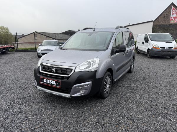 Voiture d'occasion à vendre : Peugeot Partner 1600CC HDI 99CV TEPEE ANNEE 2018 GPS CLIM GARANTIE