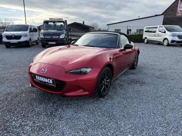 Voiture d'occasion à vendre : MAZDA MX-5 CABRIOLET 1500CC ESSENCE 131CV GARANTIE!!!