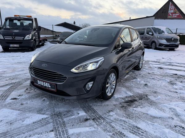 Voiture d'occasion à vendre : Ford Fiesta 1500CC DIESEL 86CV 5PORTES GARANTIE