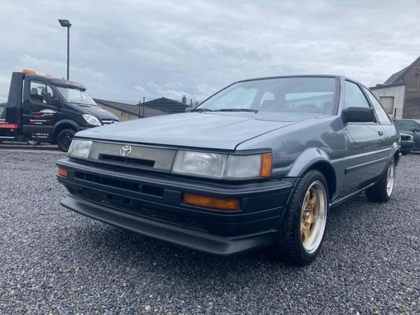 Voiture d'occasion à vendre : TOYOTA COROLLA GT AE86  ENTIEREMENT RESTAUREE!!!!