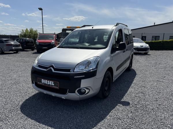Voiture d'occasion à vendre : Citroen Berlingo 1600CC HDi 75CV DIESEL ANNEE 2013 GARANTIE!!!