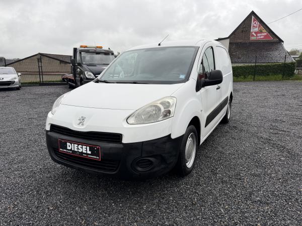 Voiture d'occasion à vendre : Peugeot Partner 1.6CC HDI 75CV 2013 3PLACES CLIM ATT REMO GARANTIE
